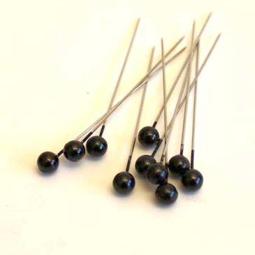 Sorte perler -6 mm- på nål