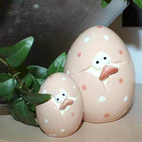 Påske And i æg - Ferskenfarvet -H 6 cm