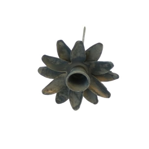 Lysholder på spyd - Blomst metal zink - L 16 x Ø 10 cm