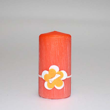 Børstet bloklys Orange - 12 x 6 cm - m/ blomst