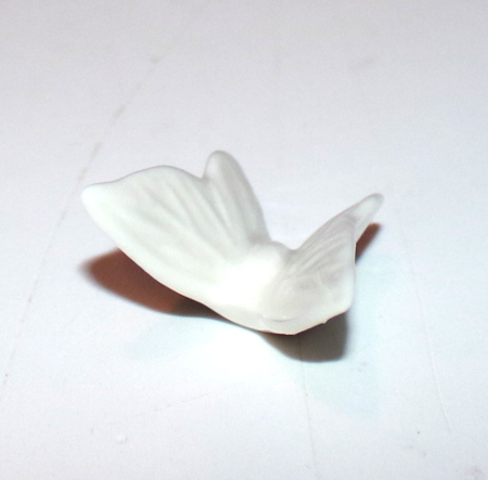 Hvid keramik sommerfugl - Ø 3 cm