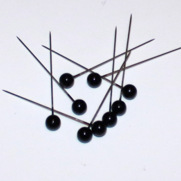 Sorte perler på nål - 10 stk.