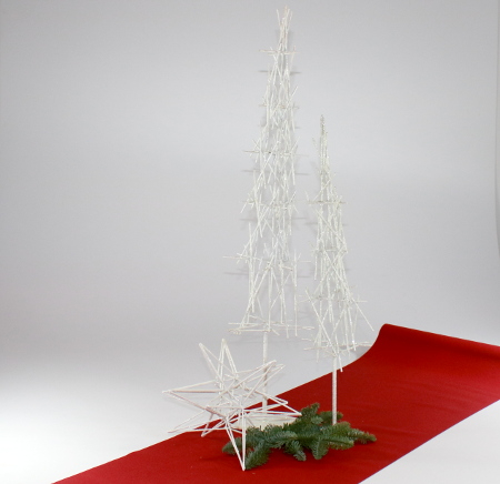 Juletræ i metal - Hvid med glimmer 